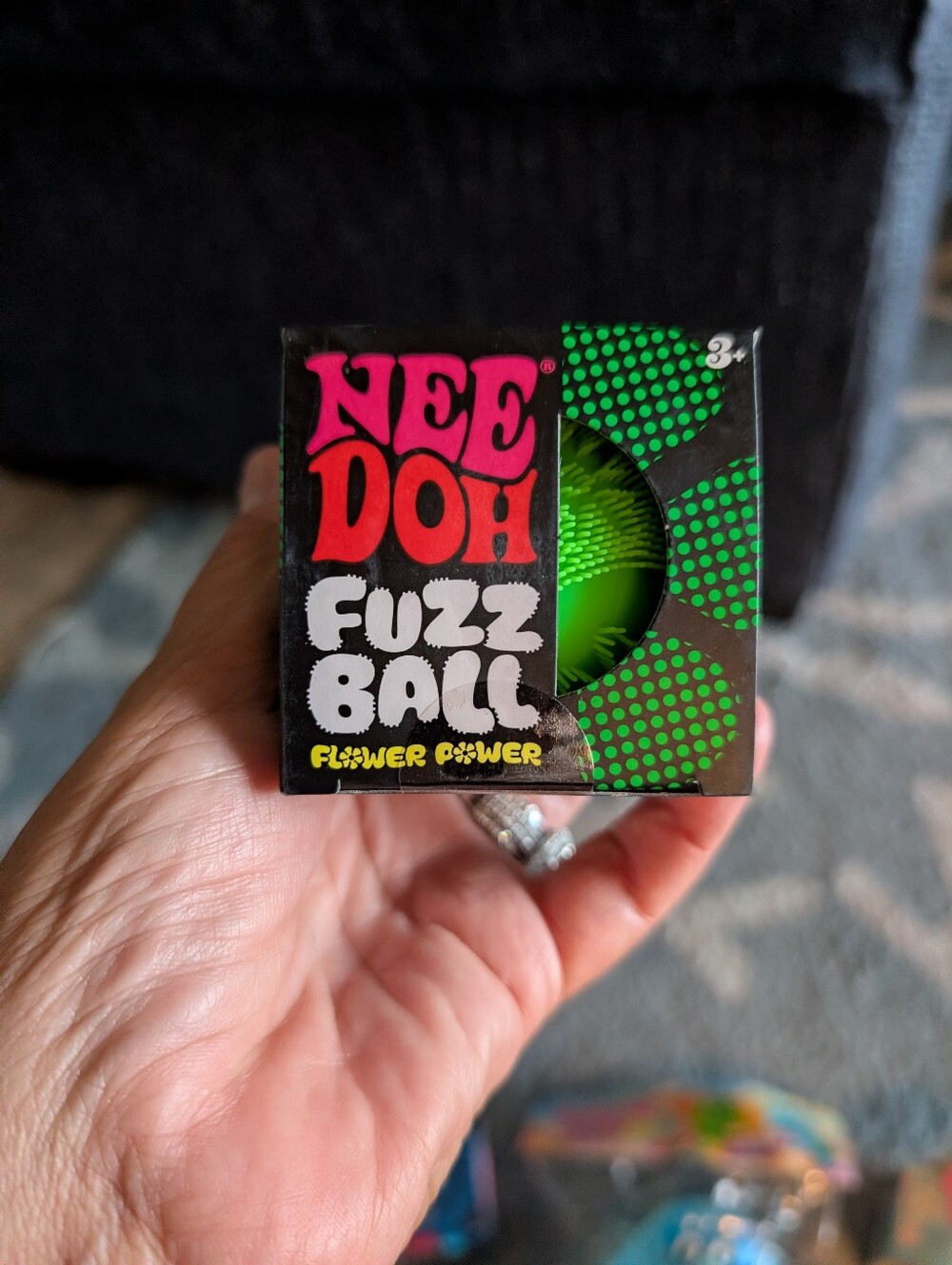 Fuzz Ball Flower Power - Green # Viral Needoh